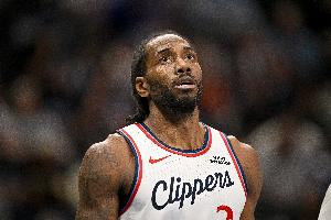 烤肉姐：伦纳德今天赛后心情很不好 他的社媒号我暂停一段时间