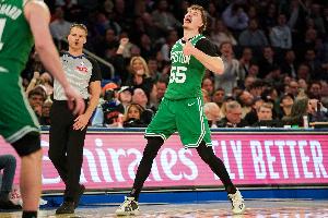 马祖拉：谢尔曼的防守进步最明显 阅读比赛的能力也提升不少