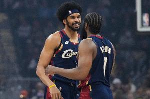 阿特金森：哈登是“老师型”球员 总有新想法&和球员们交流很多