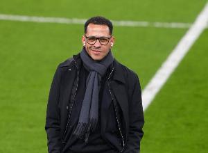 天空：切尔西高层将罗塞尼尔视为长期主帅 预计夏窗将再次忙碌