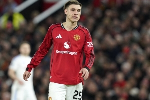 乌加特首发再次灾难发挥，球迷：这是个诅咒，看他首发就知道输了