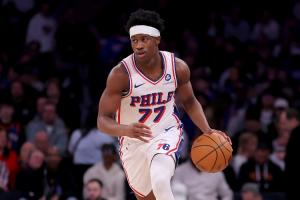 埃奇库姆：有些球队早早回家了 我们能打季后赛感觉太好了