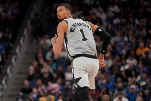 文班：波波一直给我指导 还没机会和GDP等前辈深聊渴望汲取经验