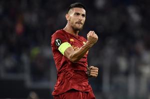 斯基拉：罗马与佩莱格里尼商谈降薪续约，球员优先考虑留队