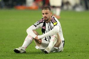 土媒：贝西克塔斯与热格罗瓦的经纪人联系，球员愿意今夏离开尤文