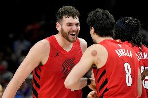 阿夫迪亚：我们有两个出色的防守型中锋 球队攻防武器齐备