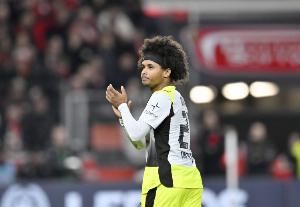 图片报：阿德耶米续约谈判陷入僵局，多特可能在解约条款上让步