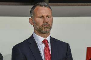 吉格斯：卡里克带曼联做得很好 我觉得霍伊伦还可以留下来竞争